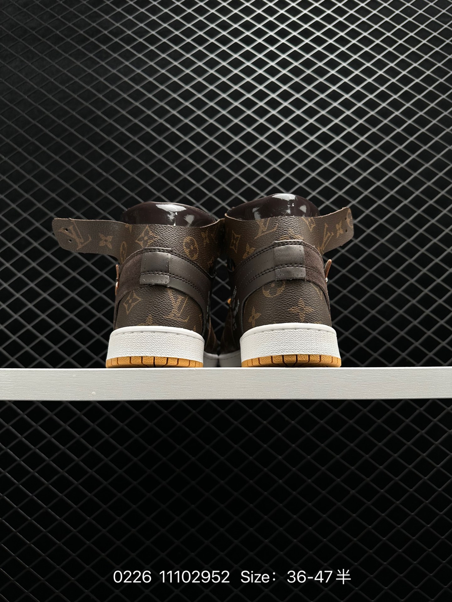 Air Jordan 1 Mid AJ1